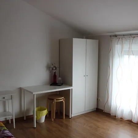 Gaestehaus Ditz Quarto em Acomodações Particulares Westoverledingen